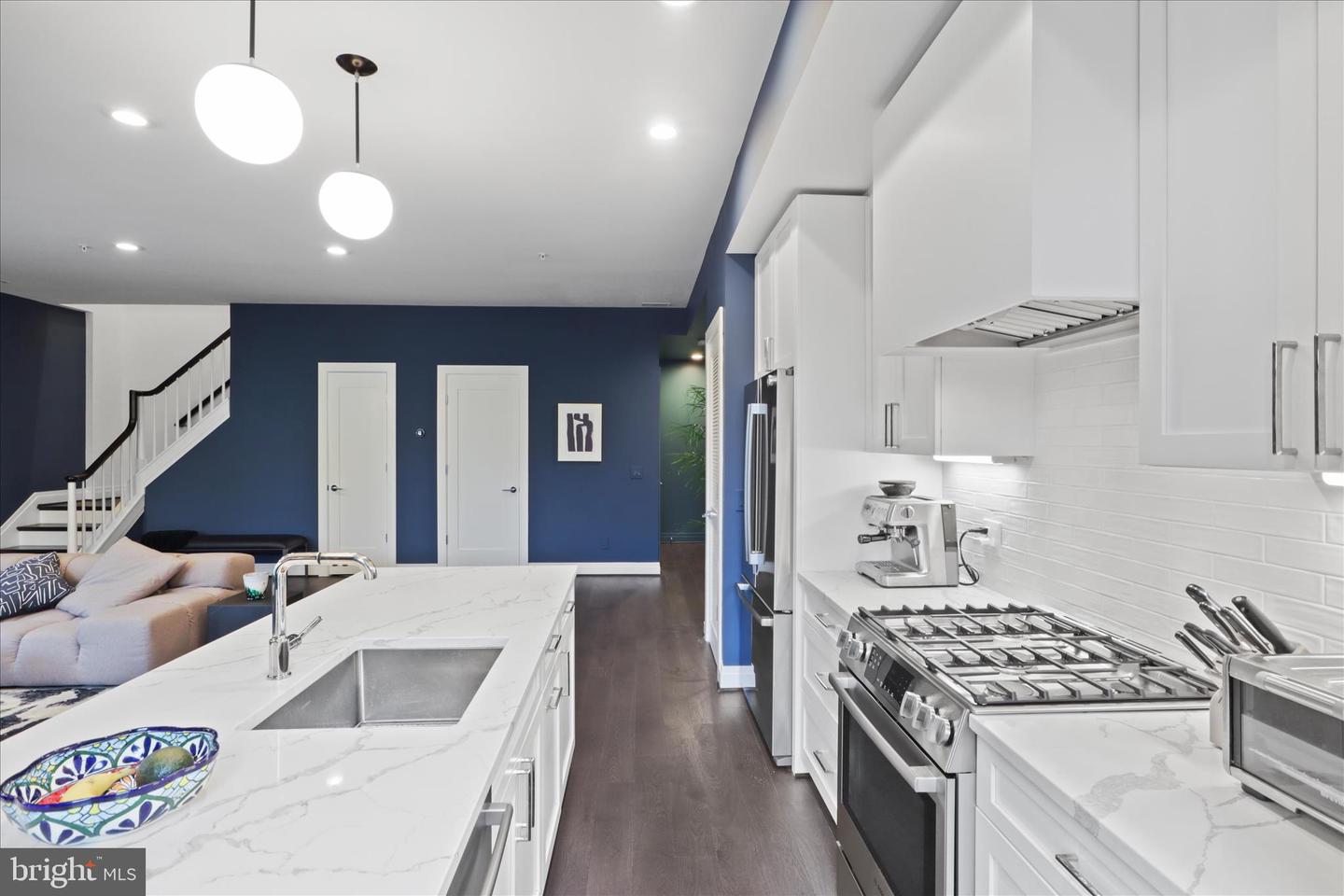 770 PARK RD NW #203, WASHINGTON, District Of Columbia 20010, 2 Bedrooms Bedrooms, 9 Rooms Rooms,2 BathroomsBathrooms,Residential,For sale,770 PARK RD NW #203,DCDC2248754 MLS # DCDC2248754