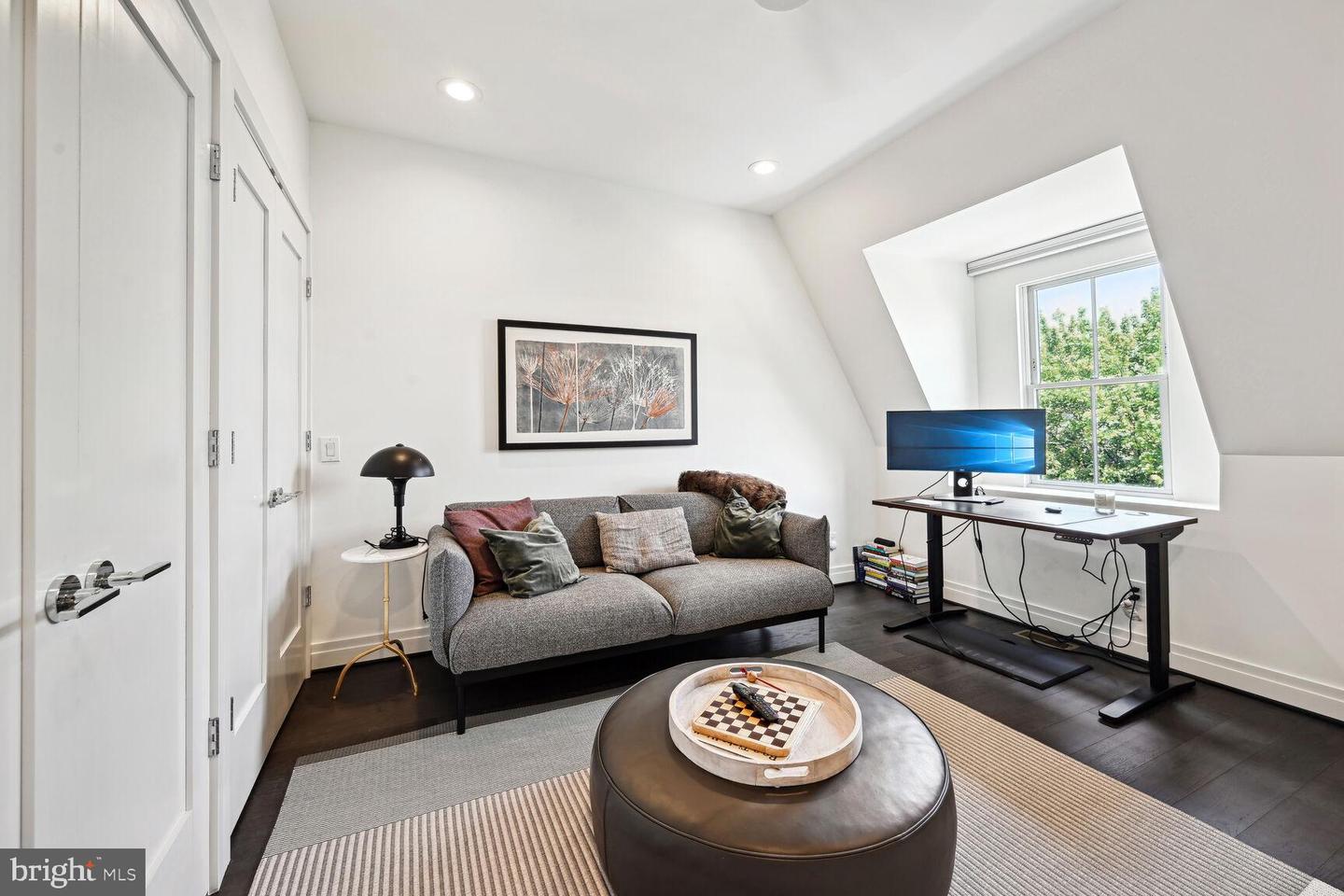 770 PARK RD NW #203, WASHINGTON, District Of Columbia 20010, 2 Bedrooms Bedrooms, 9 Rooms Rooms,2 BathroomsBathrooms,Residential,For sale,770 PARK RD NW #203,DCDC2248754 MLS # DCDC2248754