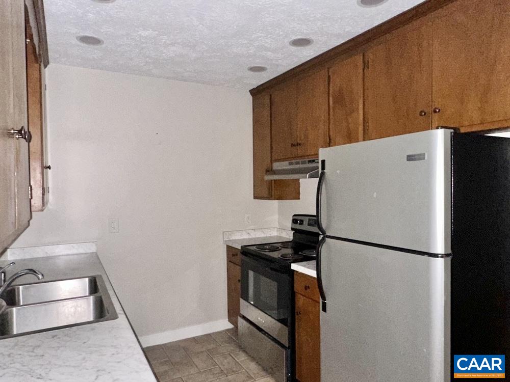 238 SUNSET AVE, CHARLOTTESVILLE, Virginia 22903, ,Residential,238 SUNSET AVE,674054 MLS # 674054