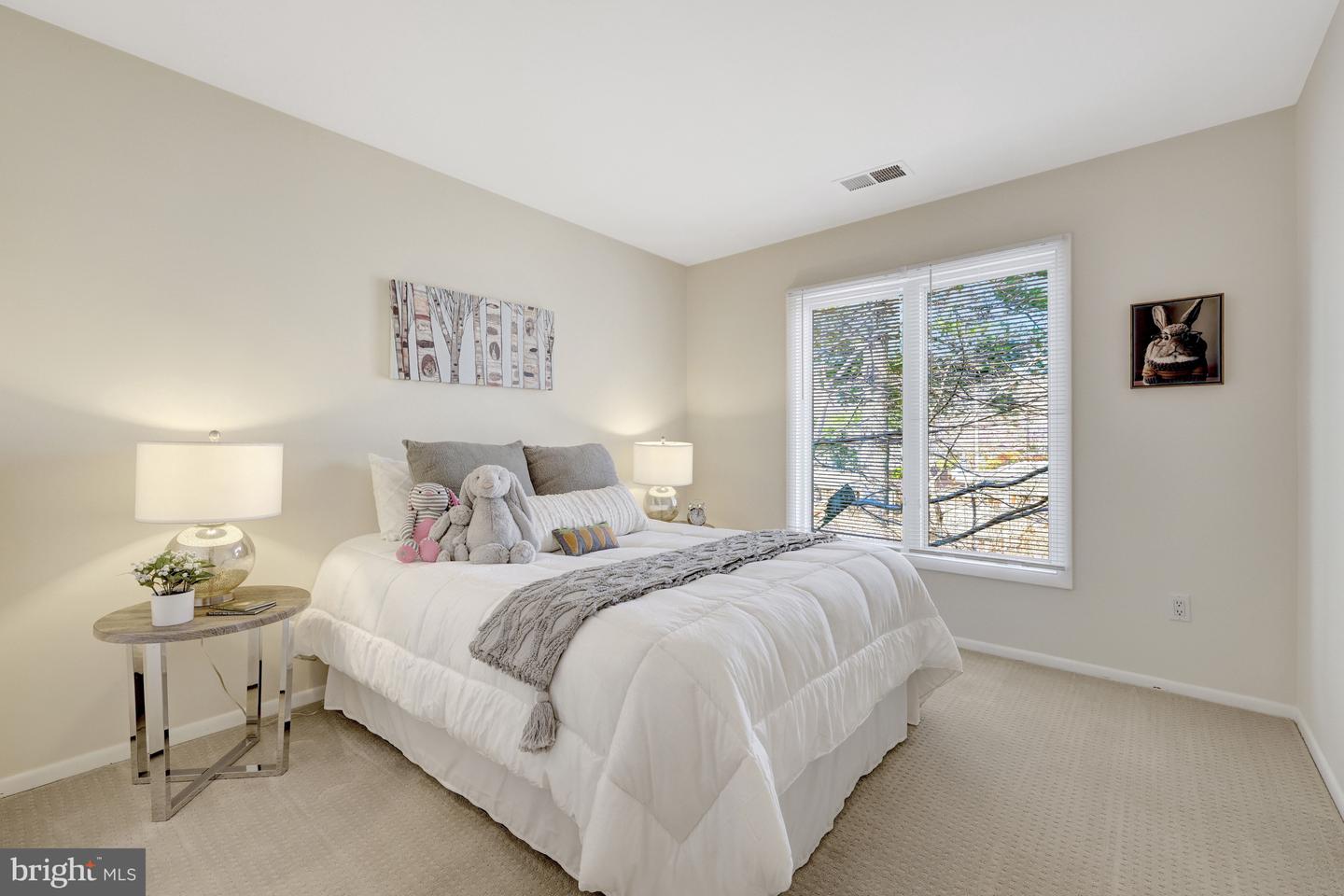 1926 LAKEPORT WAY, RESTON, Virginia 20191, 3 Bedrooms Bedrooms, 12 Rooms Rooms,3 BathroomsBathrooms,Residential,For sale,1926 LAKEPORT WAY,VAFX2293904 MLS # VAFX2293904