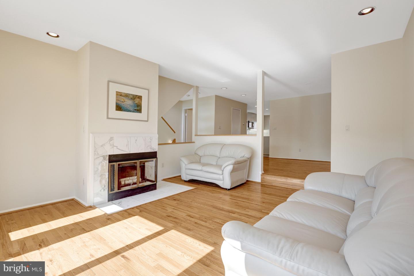 1926 LAKEPORT WAY, RESTON, Virginia 20191, 3 Bedrooms Bedrooms, 12 Rooms Rooms,3 BathroomsBathrooms,Residential,For sale,1926 LAKEPORT WAY,VAFX2293904 MLS # VAFX2293904