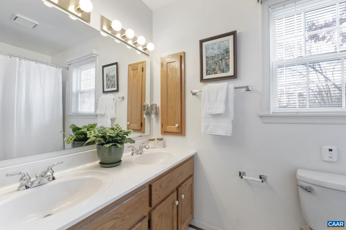 1697 BANYAN CT, CHARLOTTESVILLE, Virginia 22911, 3 Bedrooms Bedrooms, ,2 BathroomsBathrooms,Residential,For sale,1697 BANYAN CT,673914 MLS # 673914