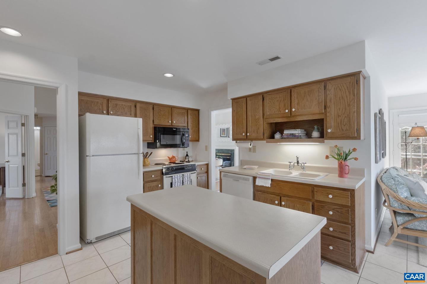 1697 BANYAN CT, CHARLOTTESVILLE, Virginia 22911, 3 Bedrooms Bedrooms, ,2 BathroomsBathrooms,Residential,For sale,1697 BANYAN CT,673914 MLS # 673914