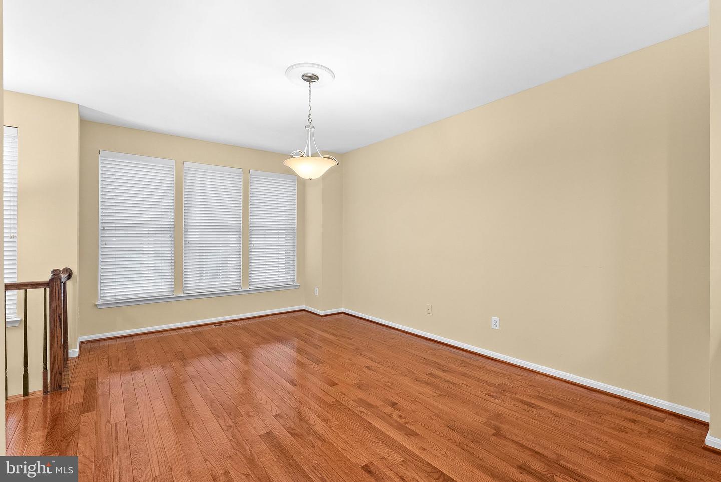 46185 CECIL TER, STERLING, Virginia 20165, 3 Bedrooms Bedrooms, ,2 BathroomsBathrooms,Residential,For sale,46185 CECIL TER,VALO2117318 MLS # VALO2117318