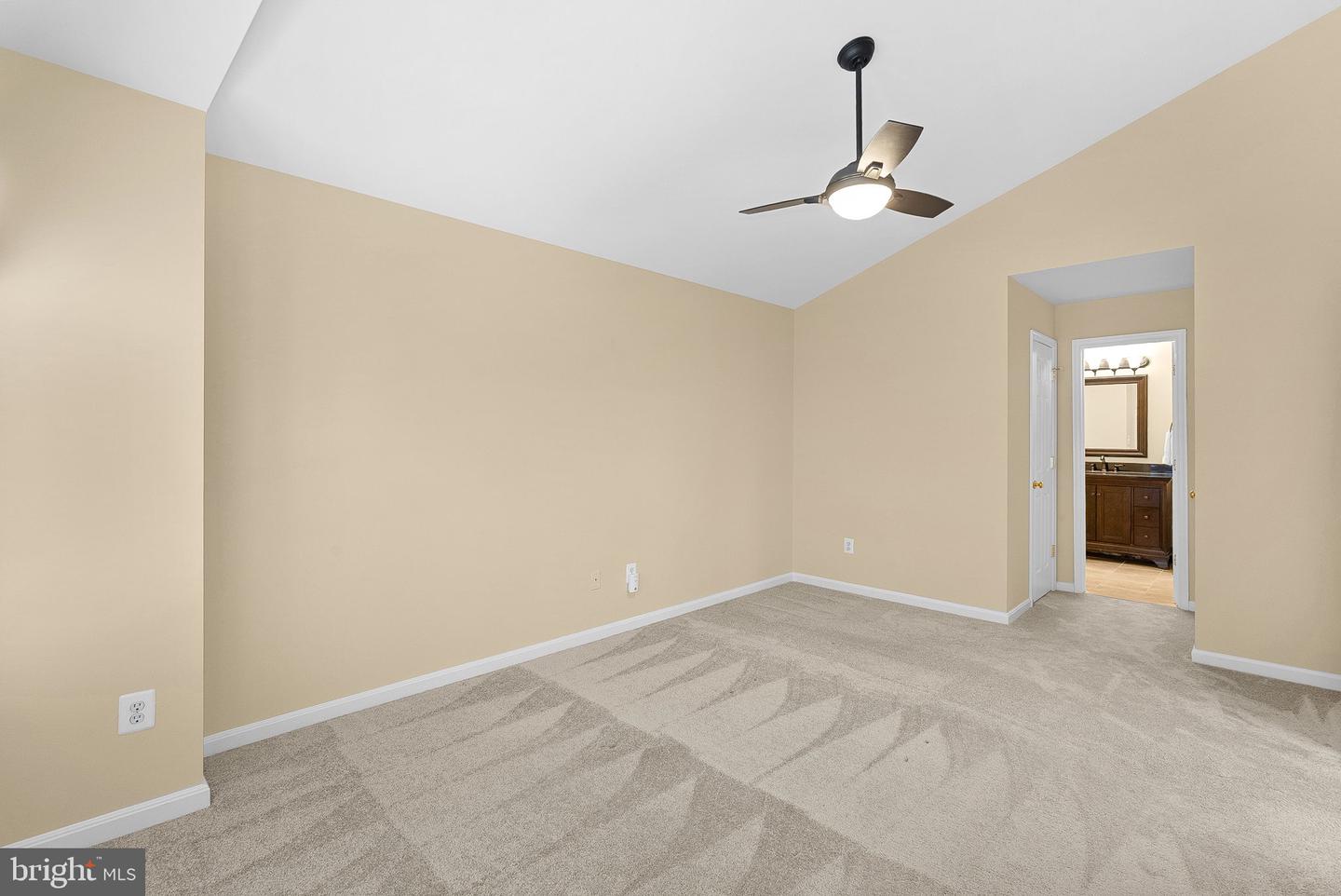 46185 CECIL TER, STERLING, Virginia 20165, 3 Bedrooms Bedrooms, ,2 BathroomsBathrooms,Residential,For sale,46185 CECIL TER,VALO2117318 MLS # VALO2117318