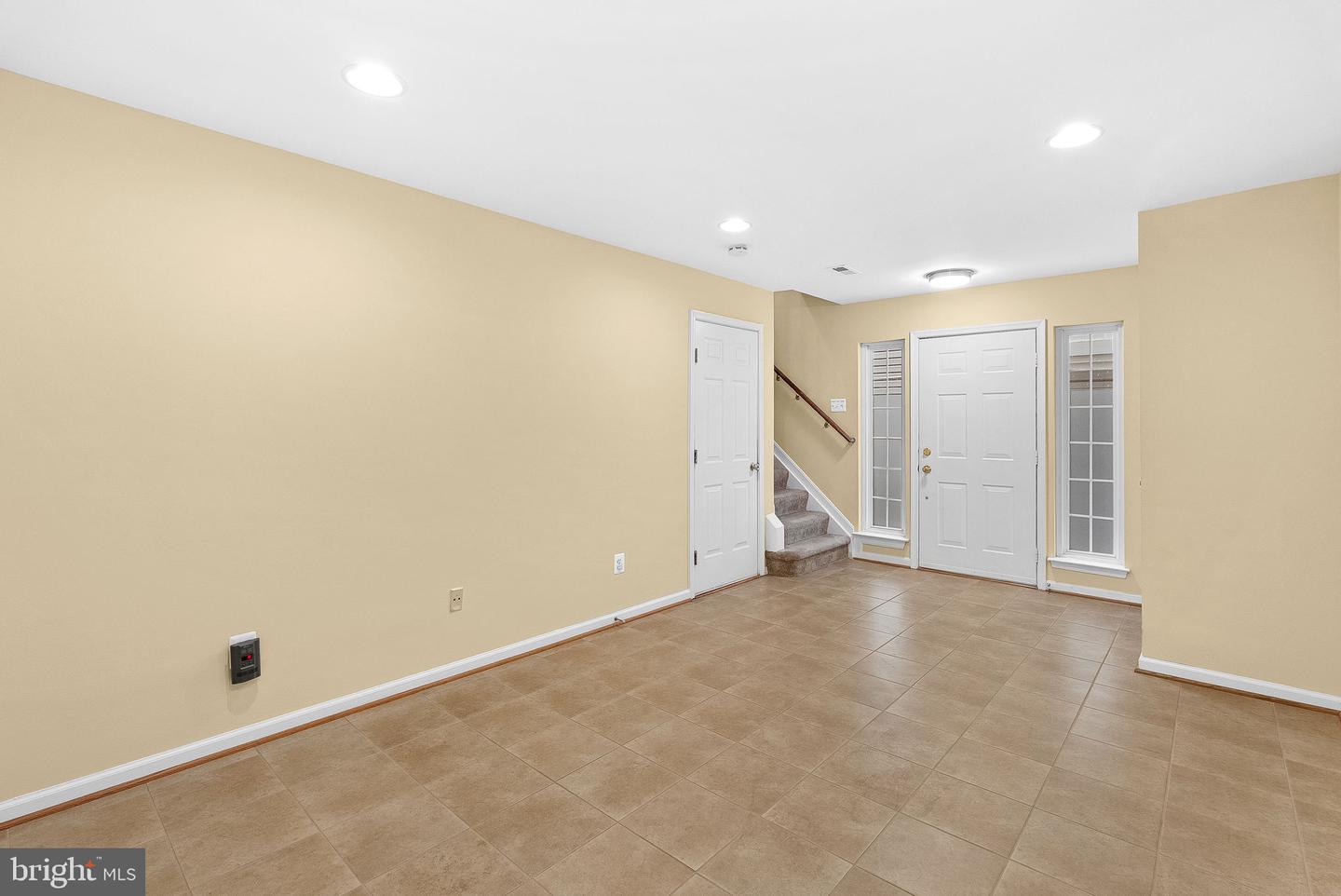 46185 CECIL TER, STERLING, Virginia 20165, 3 Bedrooms Bedrooms, ,2 BathroomsBathrooms,Residential,For sale,46185 CECIL TER,VALO2117318 MLS # VALO2117318