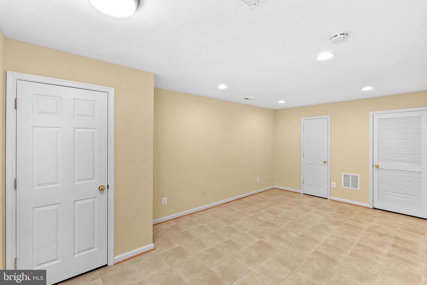 46185 CECIL TER, STERLING, Virginia 20165, 3 Bedrooms Bedrooms, ,2 BathroomsBathrooms,Residential,For sale,46185 CECIL TER,VALO2117318 MLS # VALO2117318