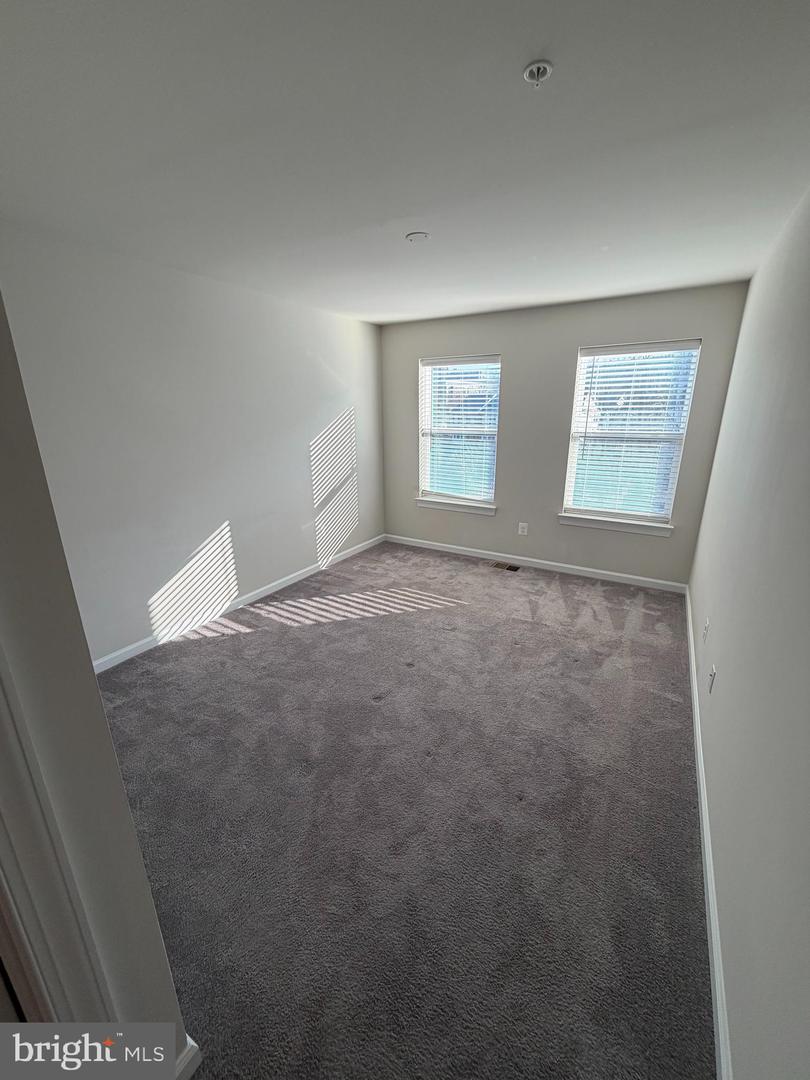 2376 STELLA PL #19, ALEXANDRIA, Virginia 22303, 3 Bedrooms Bedrooms, ,2 BathroomsBathrooms,Residential,For sale,2376 STELLA PL #19,VAFX2294002 MLS # VAFX2294002