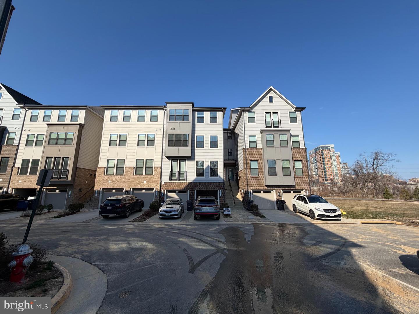 2376 STELLA PL #19, ALEXANDRIA, Virginia 22303, 3 Bedrooms Bedrooms, ,2 BathroomsBathrooms,Residential,For sale,2376 STELLA PL #19,VAFX2294002 MLS # VAFX2294002
