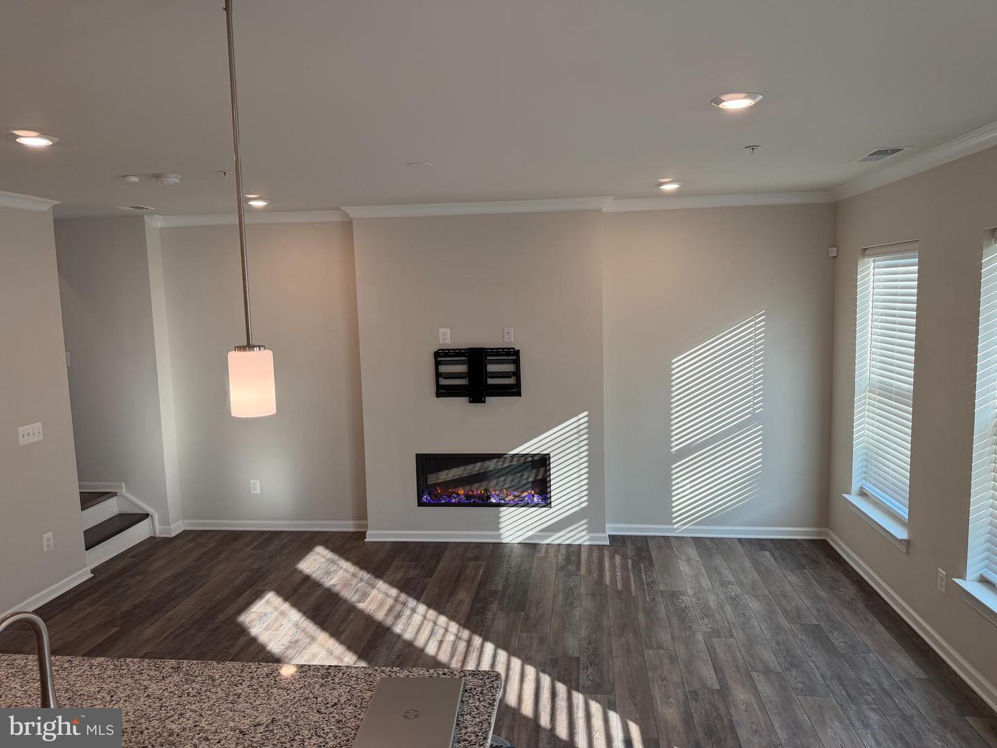 2376 STELLA PL #19, ALEXANDRIA, Virginia 22303, 3 Bedrooms Bedrooms, ,2 BathroomsBathrooms,Residential,For sale,2376 STELLA PL #19,VAFX2294002 MLS # VAFX2294002