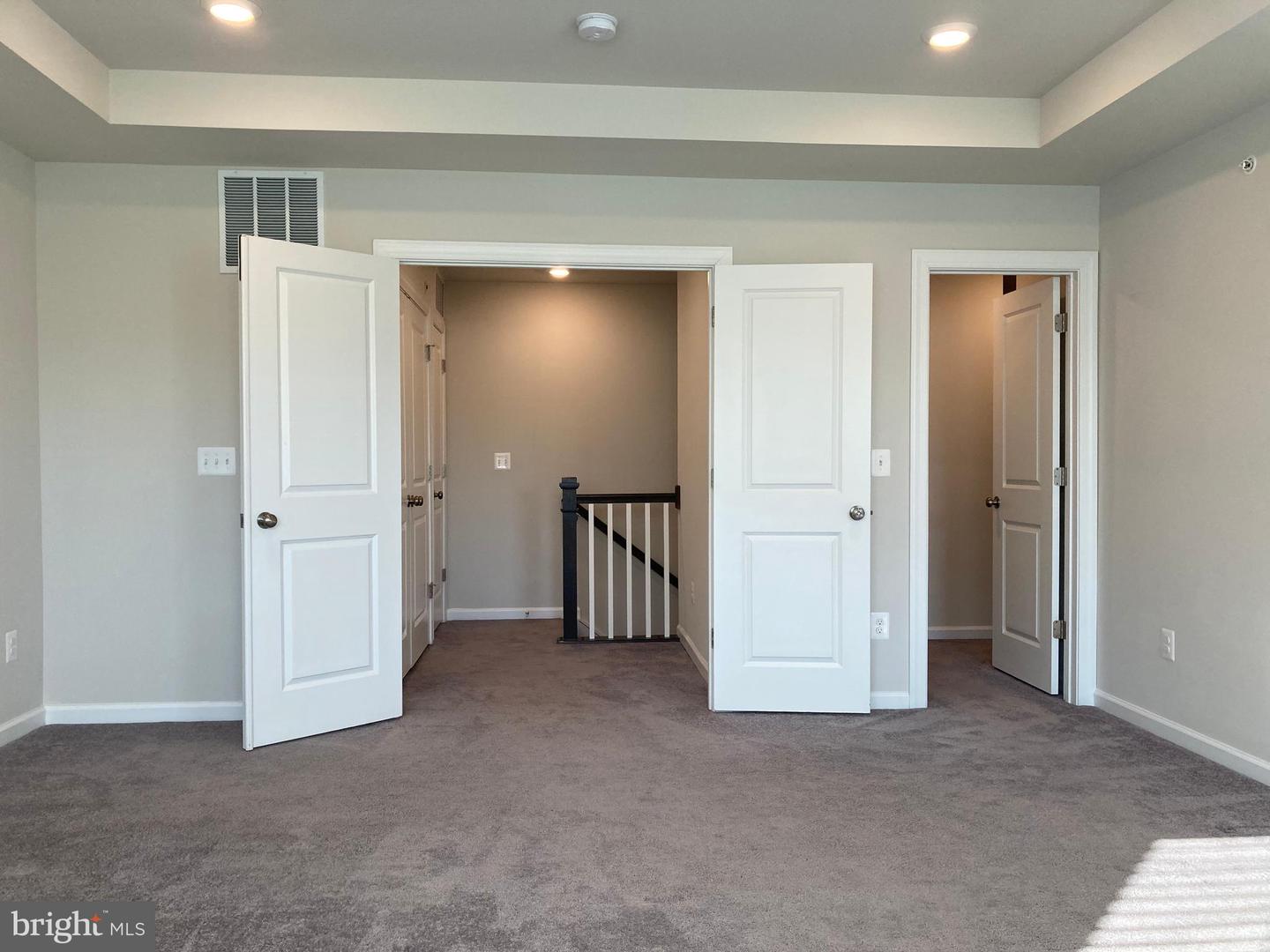 2376 STELLA PL #19, ALEXANDRIA, Virginia 22303, 3 Bedrooms Bedrooms, ,2 BathroomsBathrooms,Residential,For sale,2376 STELLA PL #19,VAFX2294002 MLS # VAFX2294002