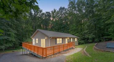 7224 WASHINGTON DR, KING GEORGE, Virginia 22485, 3 Bedrooms Bedrooms, ,3 BathroomsBathrooms,Residential,For sale,7224 WASHINGTON DR,VAKG2007706 MLS # VAKG2007706