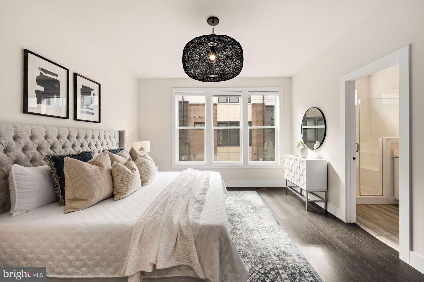 2822 TELEK PL, ALEXANDRIA, Virginia 22314, 4 Bedrooms Bedrooms, 12 Rooms Rooms,3 BathroomsBathrooms,Residential,For sale,2822 TELEK PL,VAAX2054772 MLS # VAAX2054772