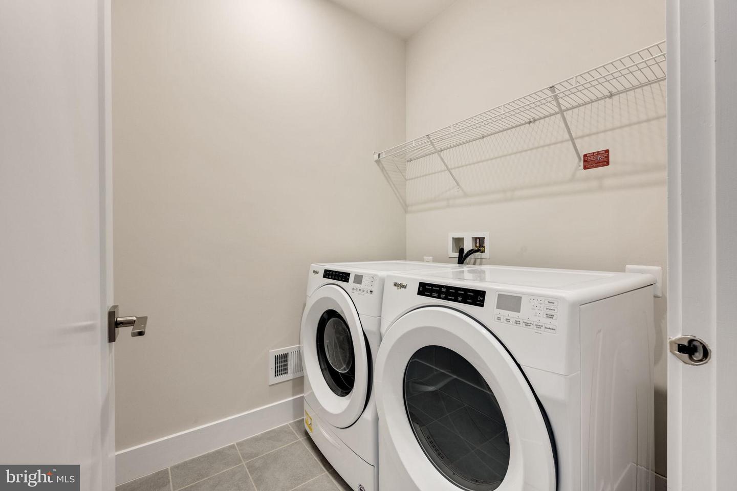 2822 TELEK PL, ALEXANDRIA, Virginia 22314, 4 Bedrooms Bedrooms, 12 Rooms Rooms,3 BathroomsBathrooms,Residential,For sale,2822 TELEK PL,VAAX2054772 MLS # VAAX2054772