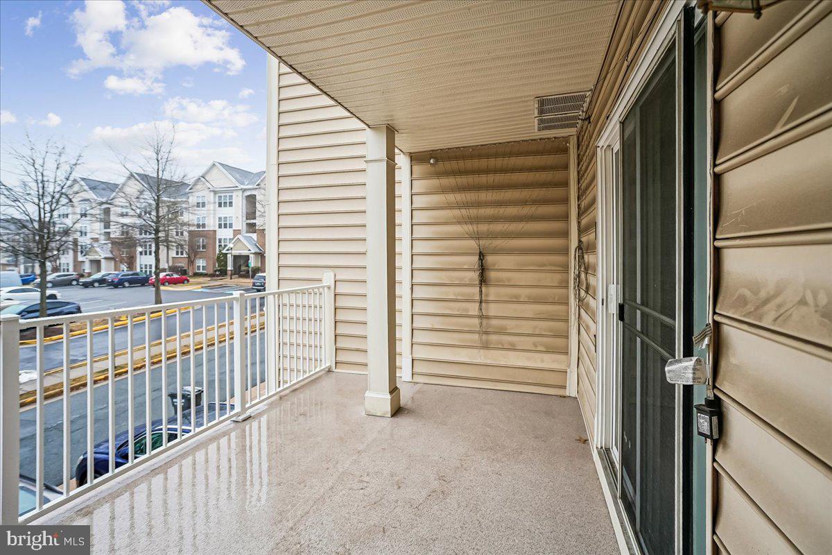 5043 ANCHORSTONE DR #5043, WOODBRIDGE, Virginia 22192, 2 Bedrooms Bedrooms, ,2 BathroomsBathrooms,Residential,For sale,5043 ANCHORSTONE DR #5043,VAPW2113720 MLS # VAPW2113720