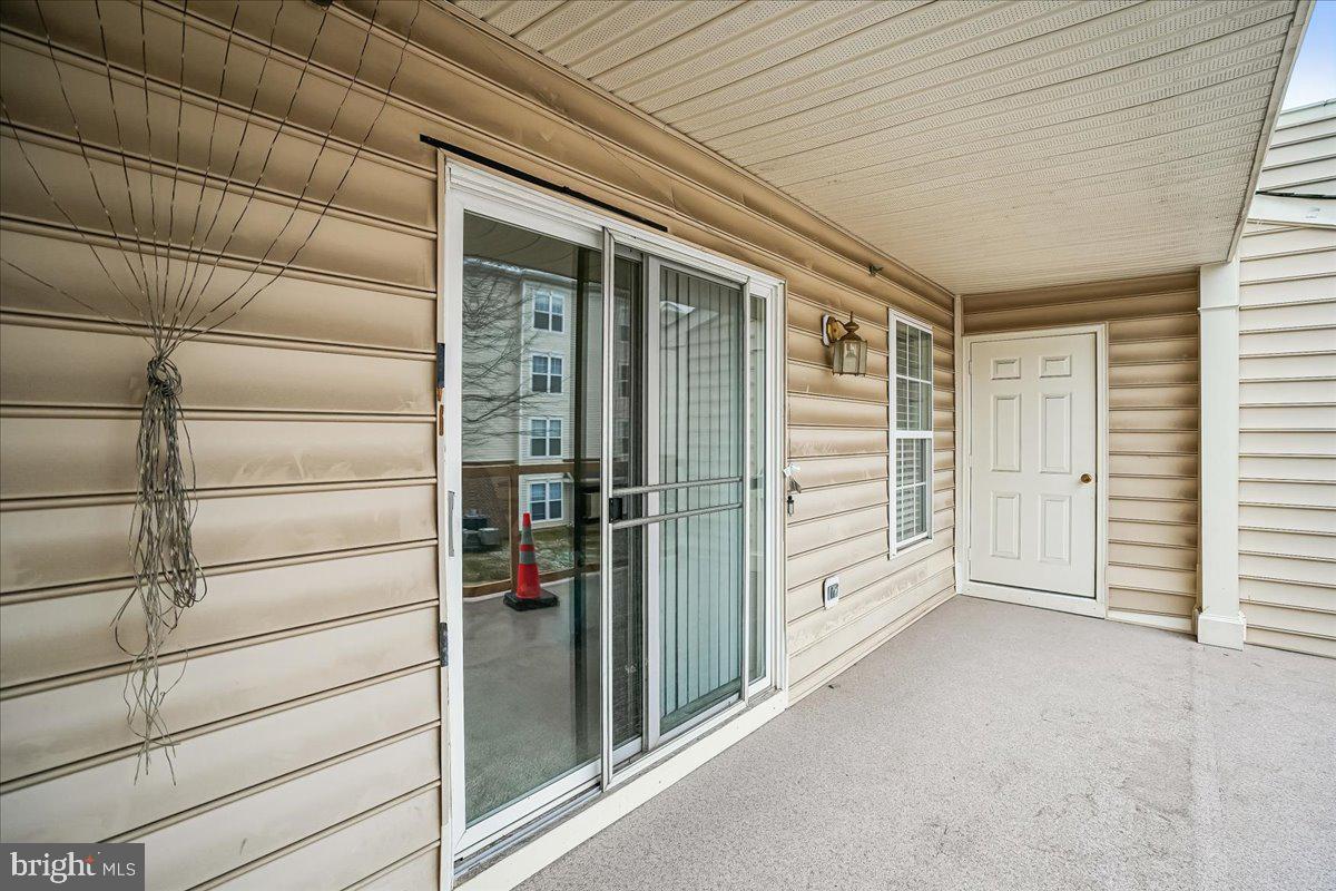 5043 ANCHORSTONE DR #5043, WOODBRIDGE, Virginia 22192, 2 Bedrooms Bedrooms, ,2 BathroomsBathrooms,Residential,For sale,5043 ANCHORSTONE DR #5043,VAPW2113720 MLS # VAPW2113720