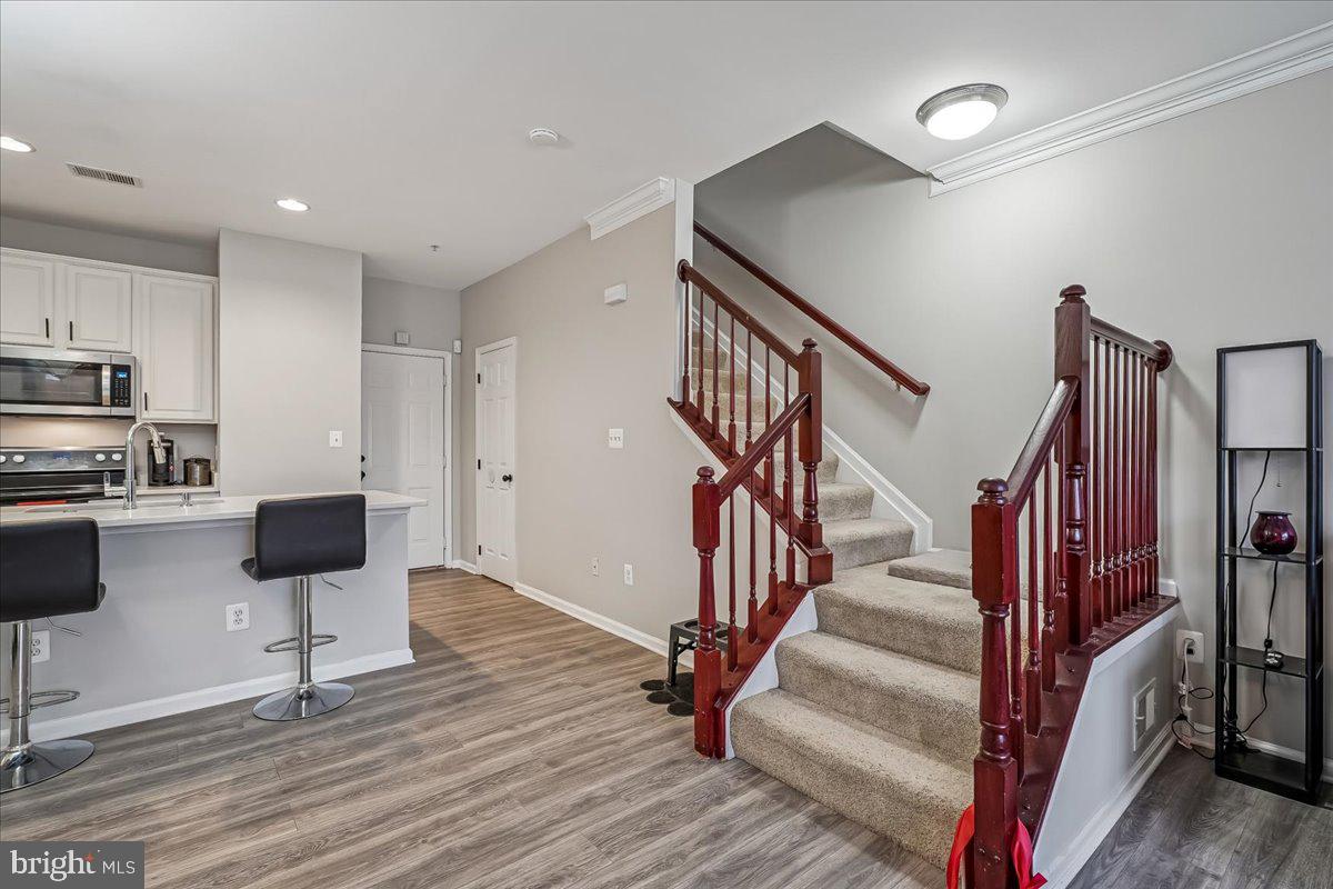 5043 ANCHORSTONE DR #5043, WOODBRIDGE, Virginia 22192, 2 Bedrooms Bedrooms, ,2 BathroomsBathrooms,Residential,For sale,5043 ANCHORSTONE DR #5043,VAPW2113720 MLS # VAPW2113720