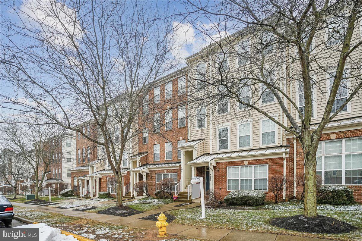 5043 ANCHORSTONE DR #5043, WOODBRIDGE, Virginia 22192, 2 Bedrooms Bedrooms, ,2 BathroomsBathrooms,Residential,For sale,5043 ANCHORSTONE DR #5043,VAPW2113720 MLS # VAPW2113720