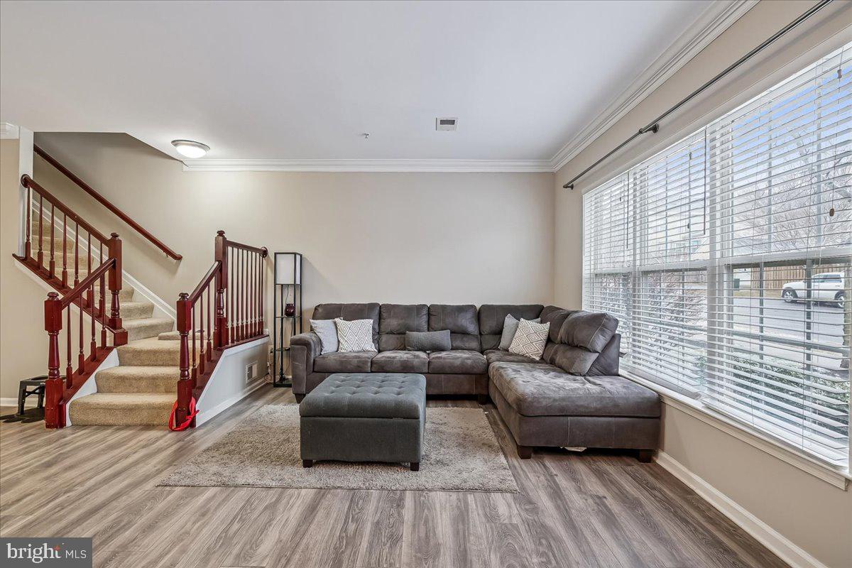 5043 ANCHORSTONE DR #5043, WOODBRIDGE, Virginia 22192, 2 Bedrooms Bedrooms, ,2 BathroomsBathrooms,Residential,For sale,5043 ANCHORSTONE DR #5043,VAPW2113720 MLS # VAPW2113720