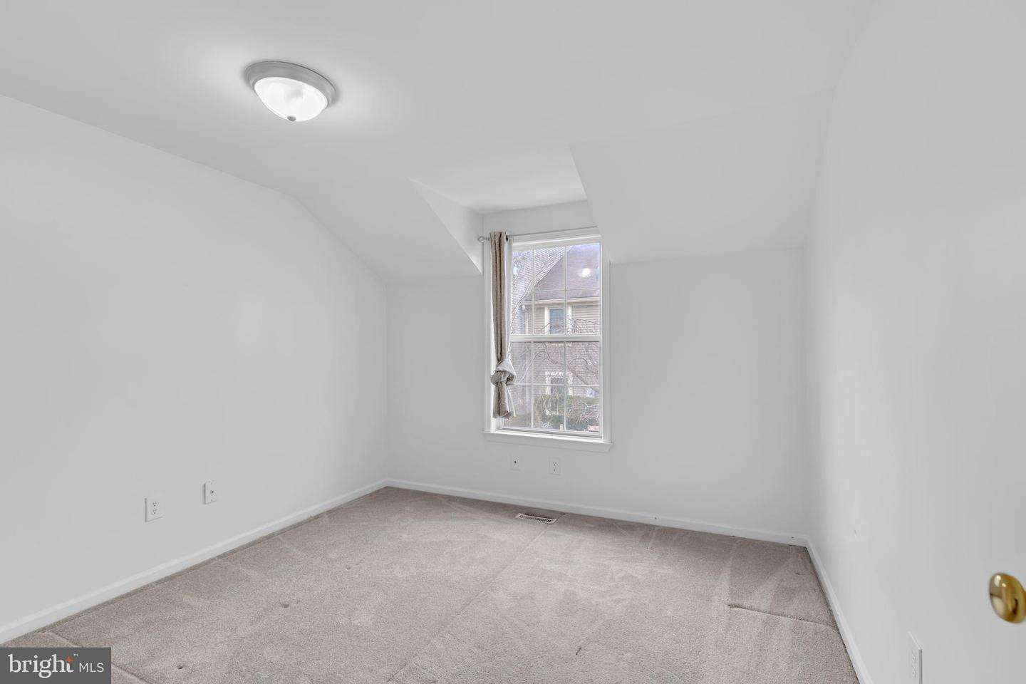 14437 GRINGSBY CT, CENTREVILLE, Virginia 20120, 2 Bedrooms Bedrooms, 5 Rooms Rooms,1 BathroomBathrooms,Residential,For sale,14437 GRINGSBY CT,VAFX2294036 MLS # VAFX2294036 14437 GRINGSBY CT, CENTREVILLE, Virginia 20120, 2 Bedrooms Bedrooms, 5 Rooms Rooms,1 BathroomBathrooms,Residential,For sale,14437 GRINGSBY CT,VAFX2294036 MLS # VAFX2294036