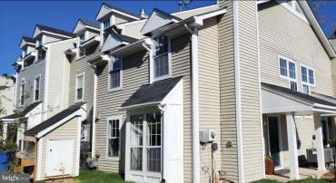 14437 GRINGSBY CT, CENTREVILLE, Virginia 20120, 2 Bedrooms Bedrooms, 5 Rooms Rooms,1 BathroomBathrooms,Residential,For sale,14437 GRINGSBY CT,VAFX2294036 MLS # VAFX2294036