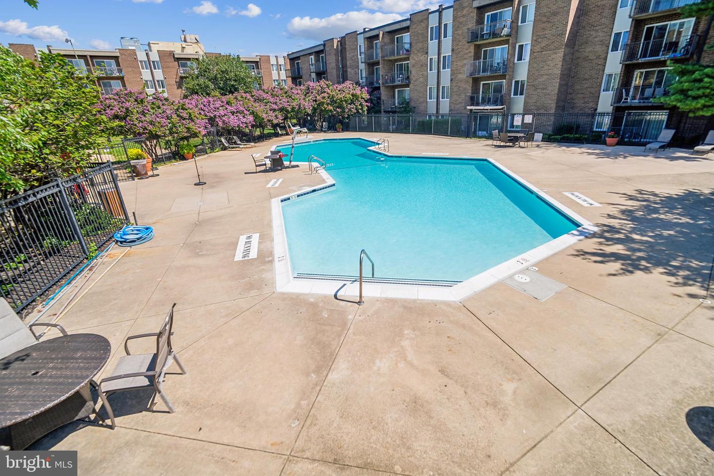 60 S VAN DORN ST #511, ALEXANDRIA, Virginia 22304, 2 Bedrooms Bedrooms, ,2 BathroomsBathrooms,Residential,For sale,60 S VAN DORN ST #511,VAAX2054774 MLS # VAAX2054774