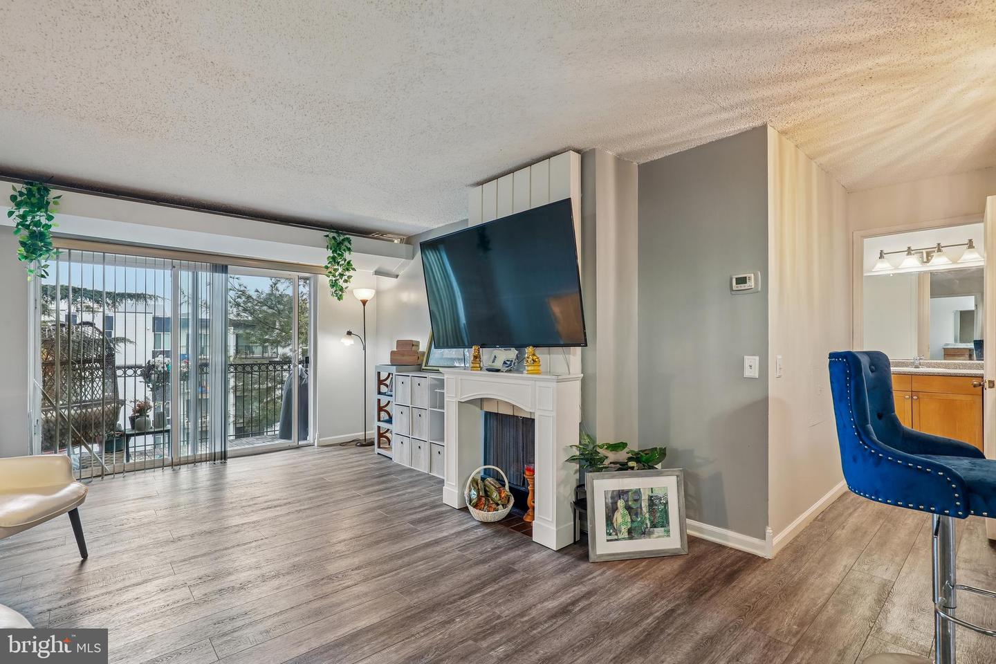 60 S VAN DORN ST #511, ALEXANDRIA, Virginia 22304, 2 Bedrooms Bedrooms, ,2 BathroomsBathrooms,Residential,For sale,60 S VAN DORN ST #511,VAAX2054774 MLS # VAAX2054774