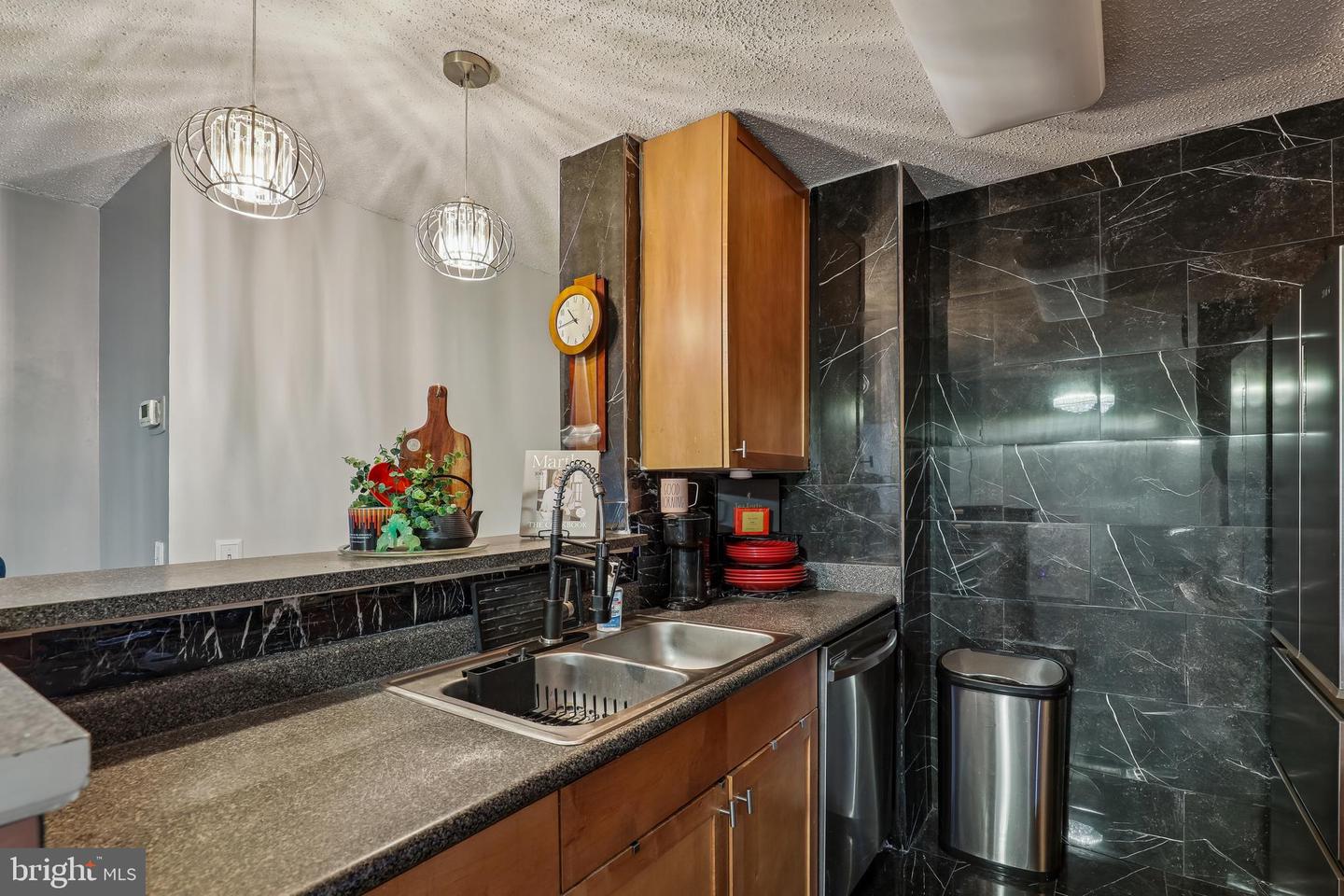 60 S VAN DORN ST #511, ALEXANDRIA, Virginia 22304, 2 Bedrooms Bedrooms, ,2 BathroomsBathrooms,Residential,For sale,60 S VAN DORN ST #511,VAAX2054774 MLS # VAAX2054774