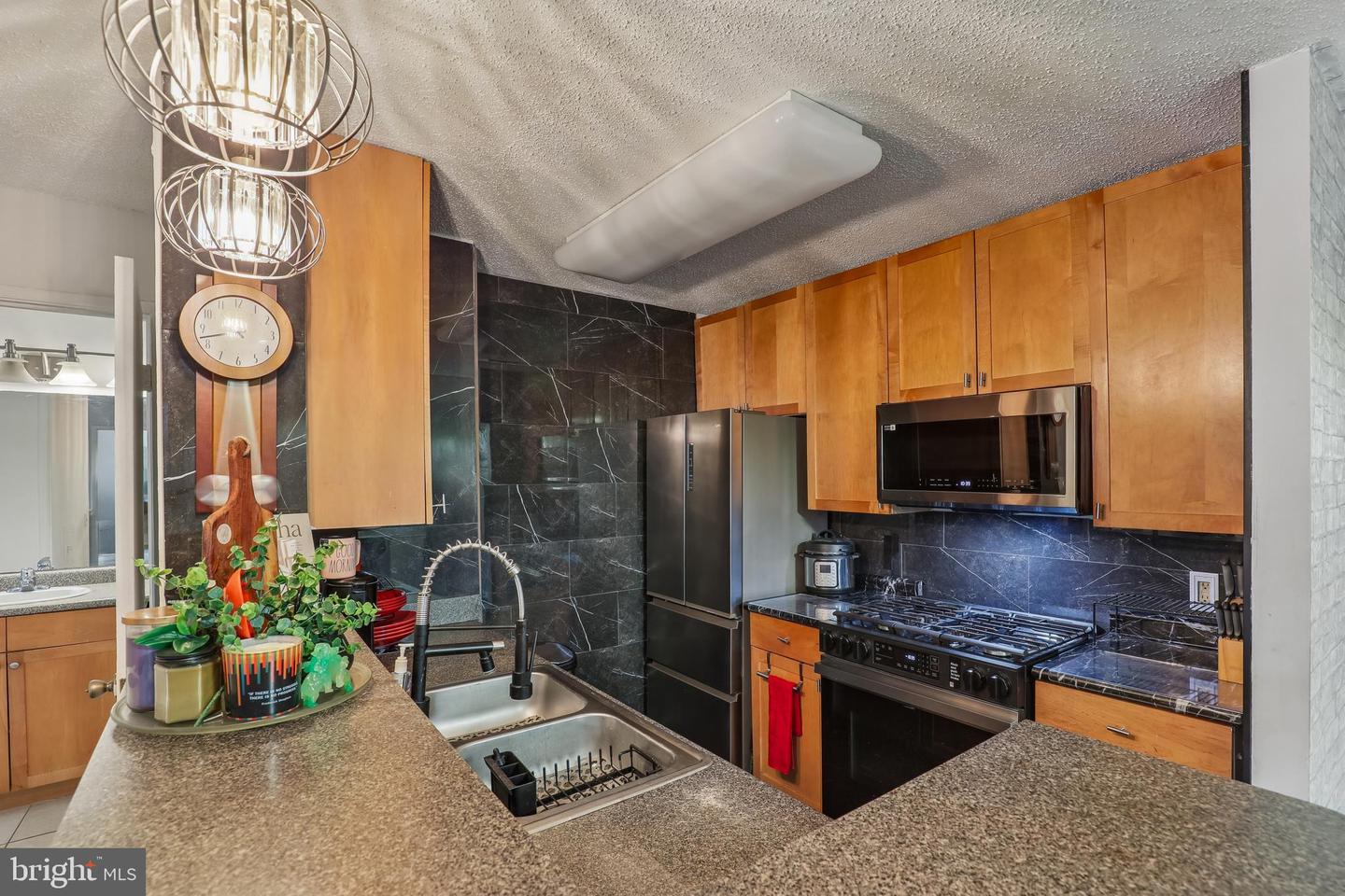 60 S VAN DORN ST #511, ALEXANDRIA, Virginia 22304, 2 Bedrooms Bedrooms, ,2 BathroomsBathrooms,Residential,For sale,60 S VAN DORN ST #511,VAAX2054774 MLS # VAAX2054774