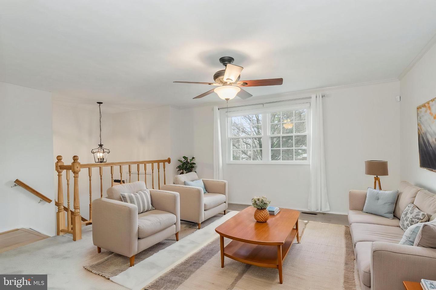 2806 LOGWAY RD, VIENNA, Virginia 22181, 4 Bedrooms Bedrooms, 12 Rooms Rooms,3 BathroomsBathrooms,Residential,For sale,2806 LOGWAY RD,VAFX2294046 MLS # VAFX2294046