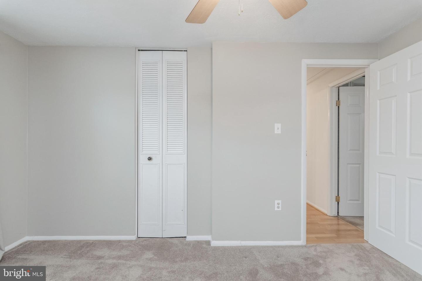 2806 LOGWAY RD, VIENNA, Virginia 22181, 4 Bedrooms Bedrooms, 12 Rooms Rooms,3 BathroomsBathrooms,Residential,For sale,2806 LOGWAY RD,VAFX2294046 MLS # VAFX2294046