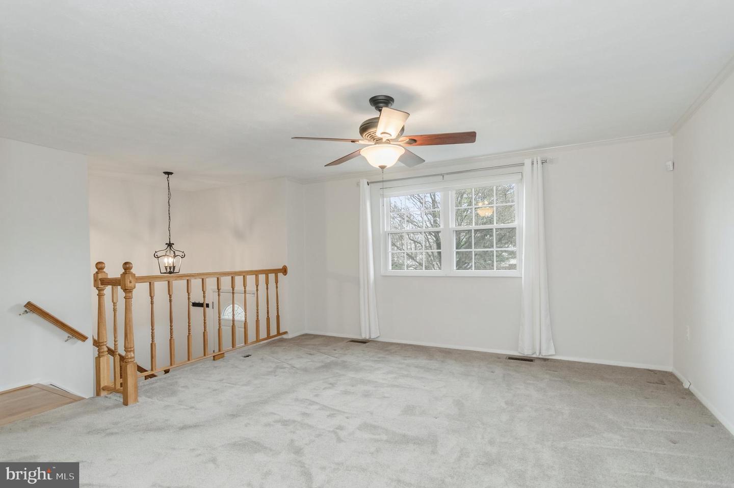 2806 LOGWAY RD, VIENNA, Virginia 22181, 4 Bedrooms Bedrooms, 12 Rooms Rooms,3 BathroomsBathrooms,Residential,For sale,2806 LOGWAY RD,VAFX2294046 MLS # VAFX2294046
