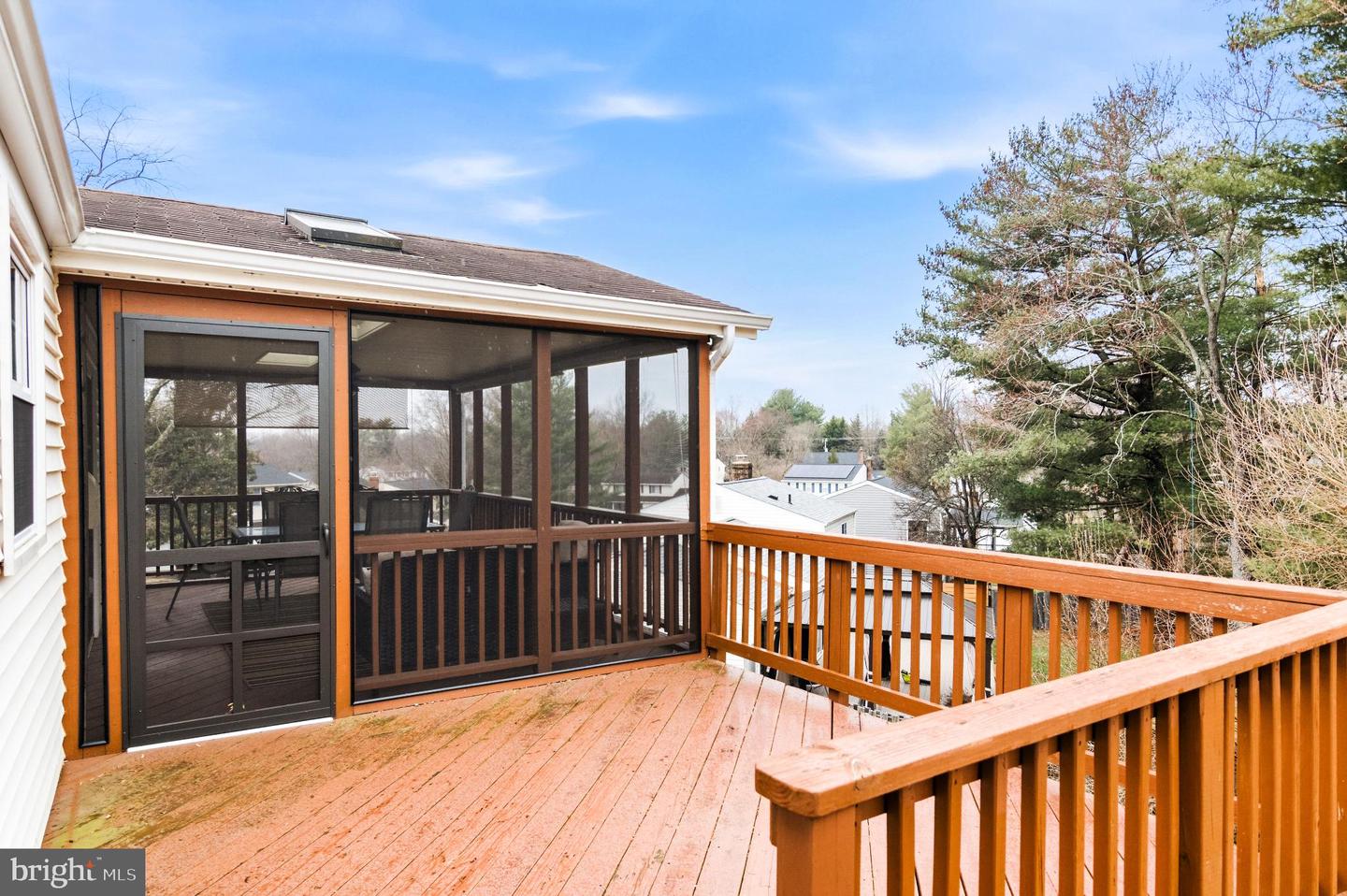 2806 LOGWAY RD, VIENNA, Virginia 22181, 4 Bedrooms Bedrooms, 12 Rooms Rooms,3 BathroomsBathrooms,Residential,For sale,2806 LOGWAY RD,VAFX2294046 MLS # VAFX2294046