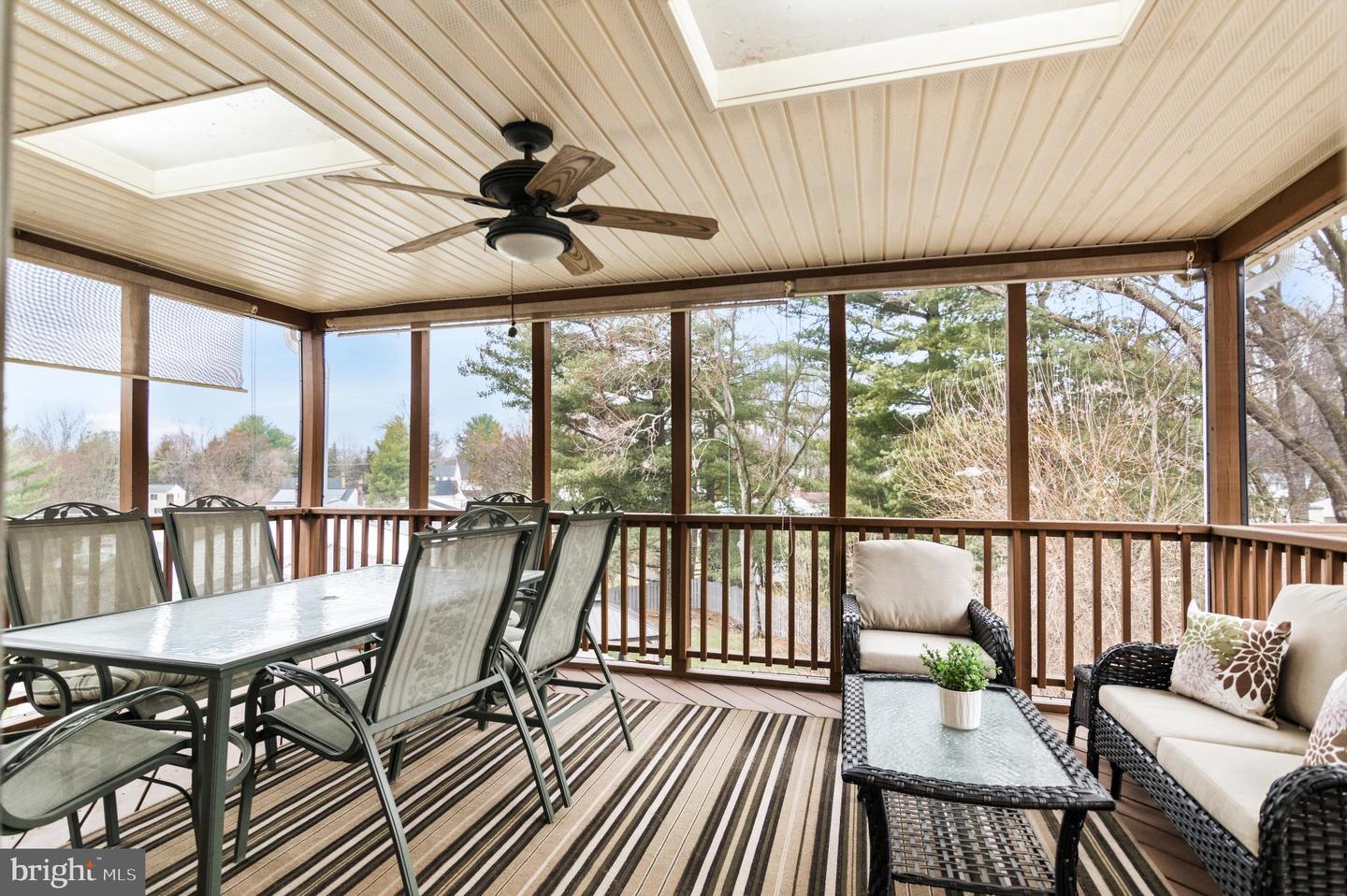 2806 LOGWAY RD, VIENNA, Virginia 22181, 4 Bedrooms Bedrooms, 12 Rooms Rooms,3 BathroomsBathrooms,Residential,For sale,2806 LOGWAY RD,VAFX2294046 MLS # VAFX2294046