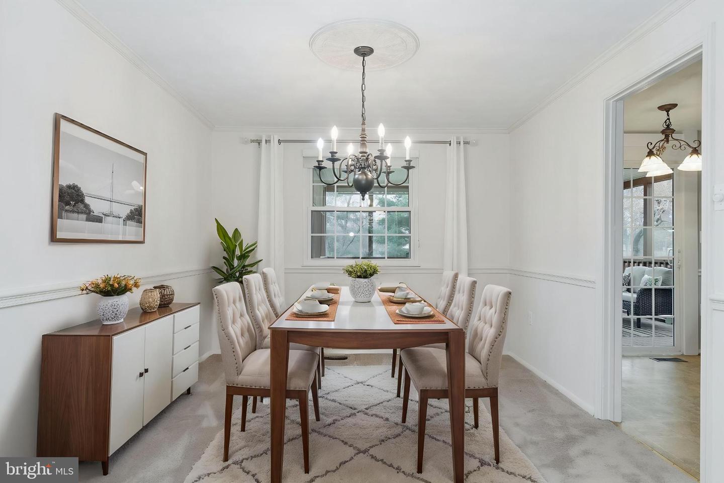 2806 LOGWAY RD, VIENNA, Virginia 22181, 4 Bedrooms Bedrooms, 12 Rooms Rooms,3 BathroomsBathrooms,Residential,For sale,2806 LOGWAY RD,VAFX2294046 MLS # VAFX2294046