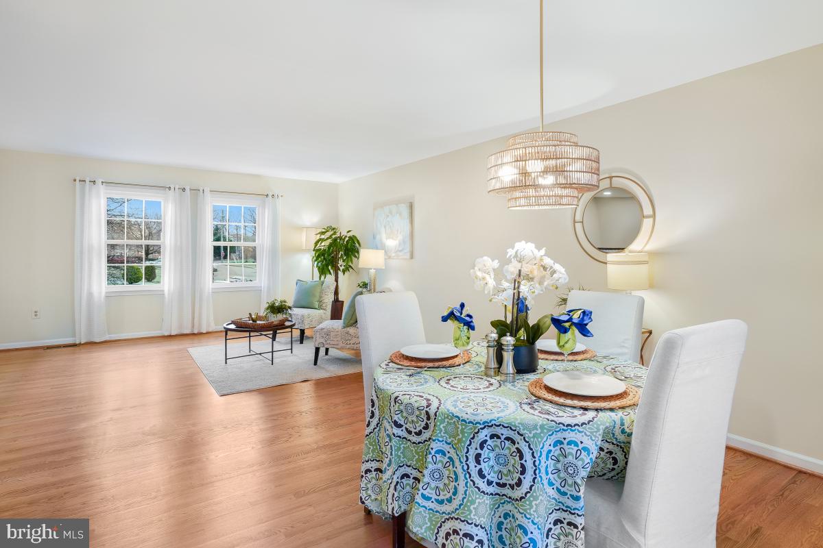 9507 SCARLET ST, MANASSAS, Virginia 20110, 3 Bedrooms Bedrooms, ,3 BathroomsBathrooms,Residential,For sale,9507 SCARLET ST,VAPW2113726 MLS # VAPW2113726