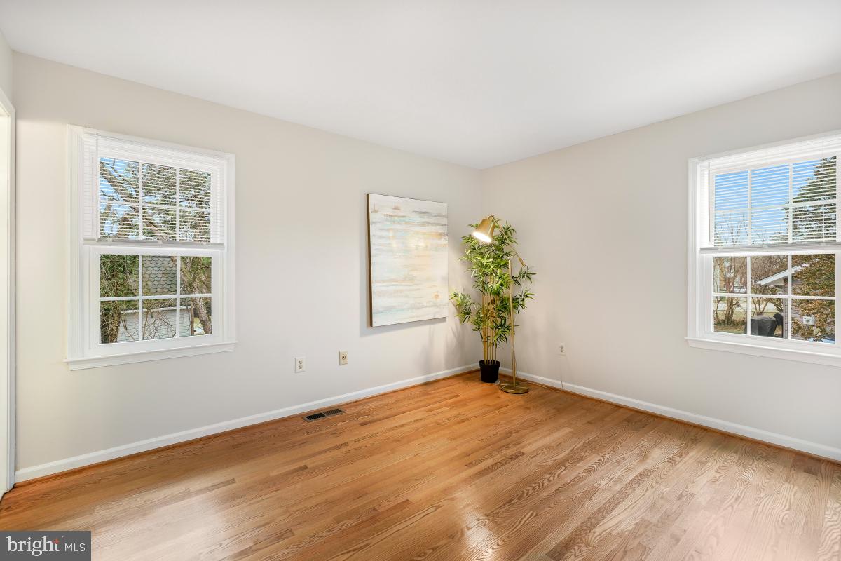 9507 SCARLET ST, MANASSAS, Virginia 20110, 3 Bedrooms Bedrooms, ,3 BathroomsBathrooms,Residential,For sale,9507 SCARLET ST,VAPW2113726 MLS # VAPW2113726