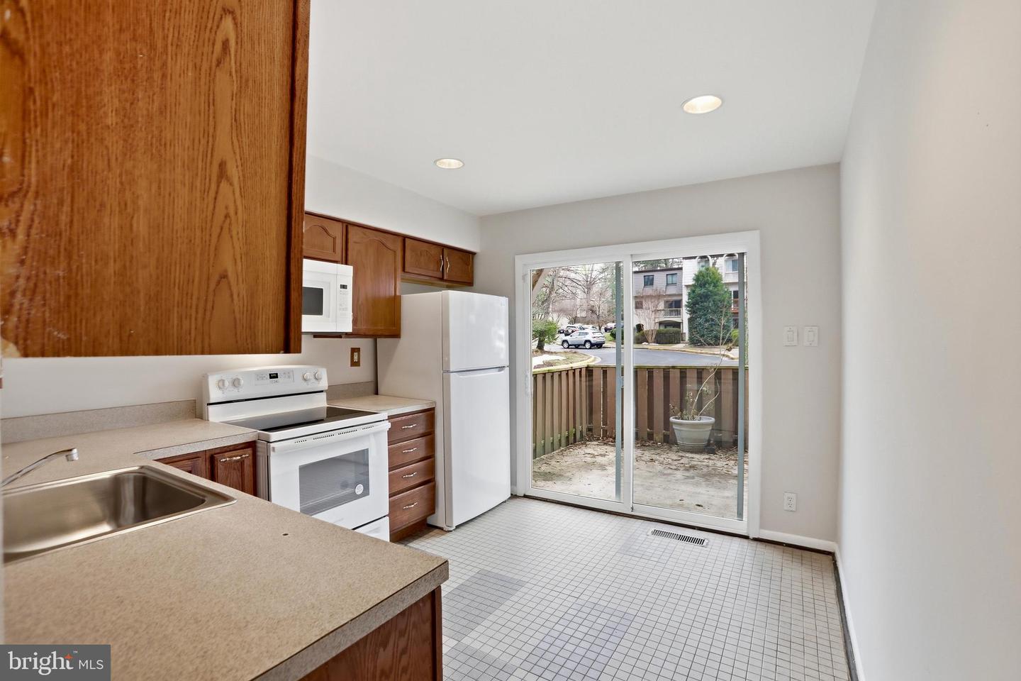 1604 VALENCIA WAY, RESTON, Virginia 20190, 4 Bedrooms Bedrooms, ,3 BathroomsBathrooms,Residential,For sale,1604 VALENCIA WAY,VAFX2294076 MLS # VAFX2294076