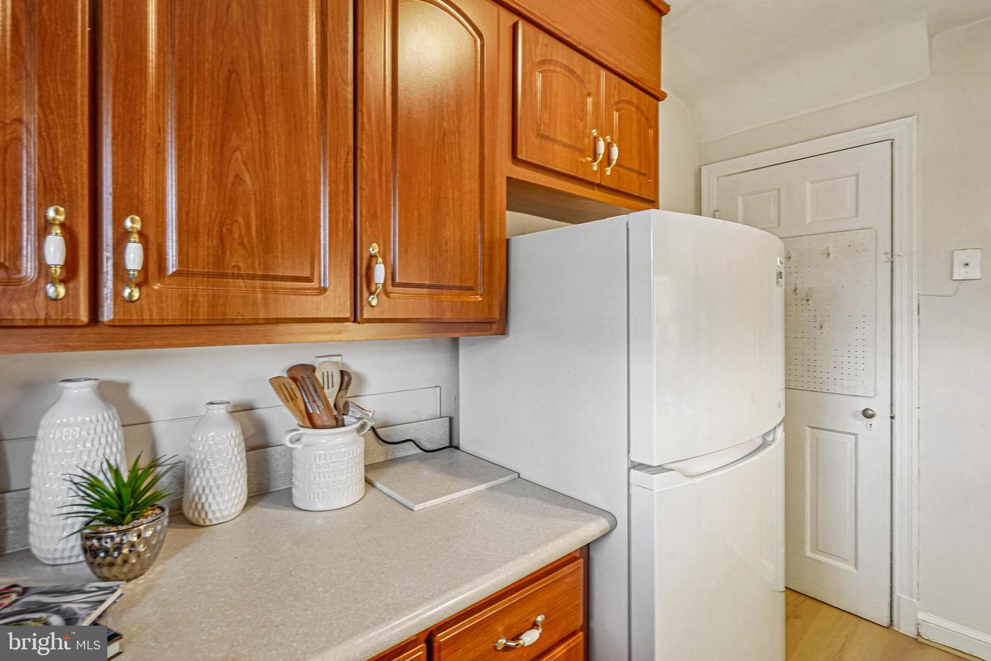 304 E NELSON AVE, ALEXANDRIA, Virginia 22301, 2 Bedrooms Bedrooms, 7 Rooms Rooms,2 BathroomsBathrooms,Residential,For sale,304 E NELSON AVE,VAAX2054780 MLS # VAAX2054780