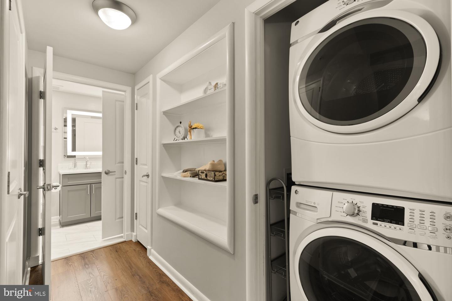 1021 N GARFIELD ST #532, ARLINGTON, Virginia 22201, 2 Bedrooms Bedrooms, ,1 BathroomBathrooms,Residential,For sale,1021 N GARFIELD ST #532,VAAR2069650 MLS # VAAR2069650