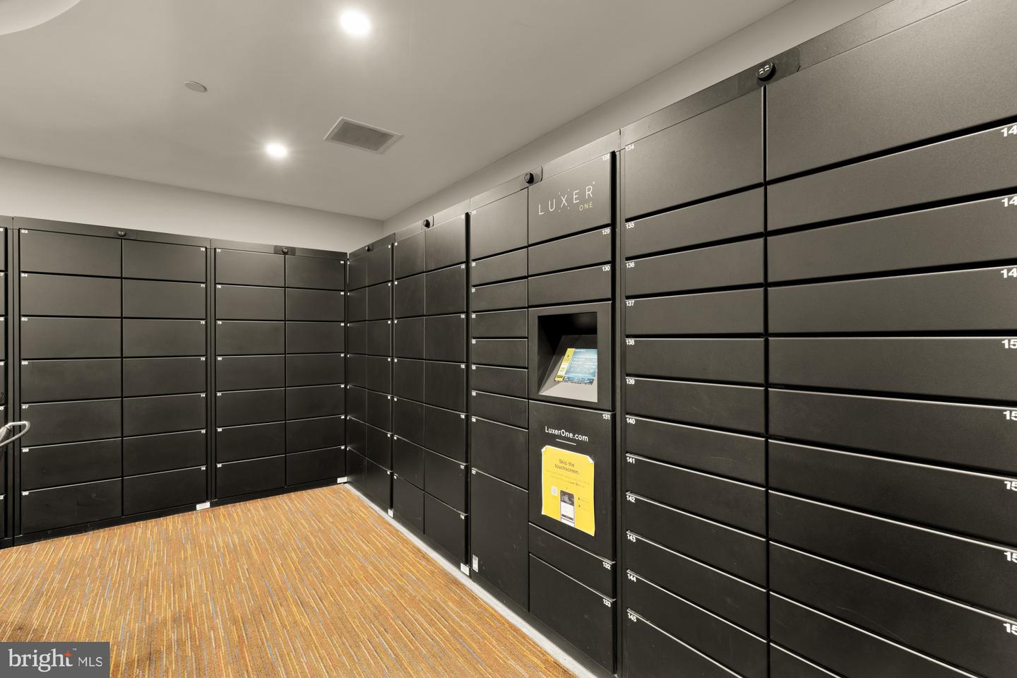 1021 N GARFIELD ST #532, ARLINGTON, Virginia 22201, 2 Bedrooms Bedrooms, ,1 BathroomBathrooms,Residential,For sale,1021 N GARFIELD ST #532,VAAR2069650 MLS # VAAR2069650