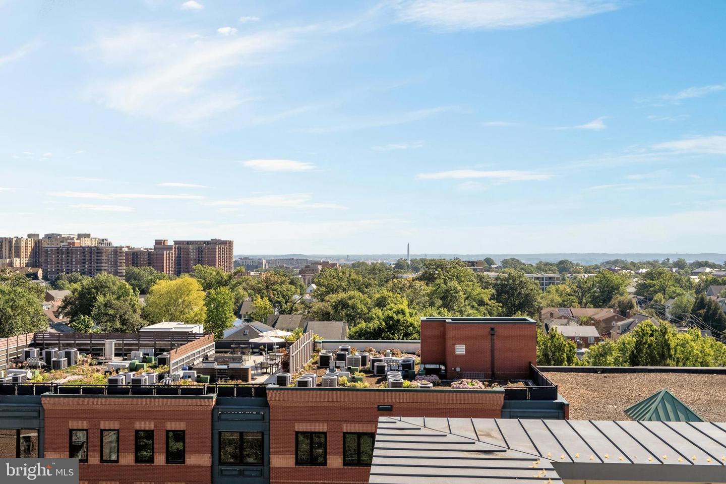 1021 N GARFIELD ST #532, ARLINGTON, Virginia 22201, 2 Bedrooms Bedrooms, ,1 BathroomBathrooms,Residential,For sale,1021 N GARFIELD ST #532,VAAR2069650 MLS # VAAR2069650