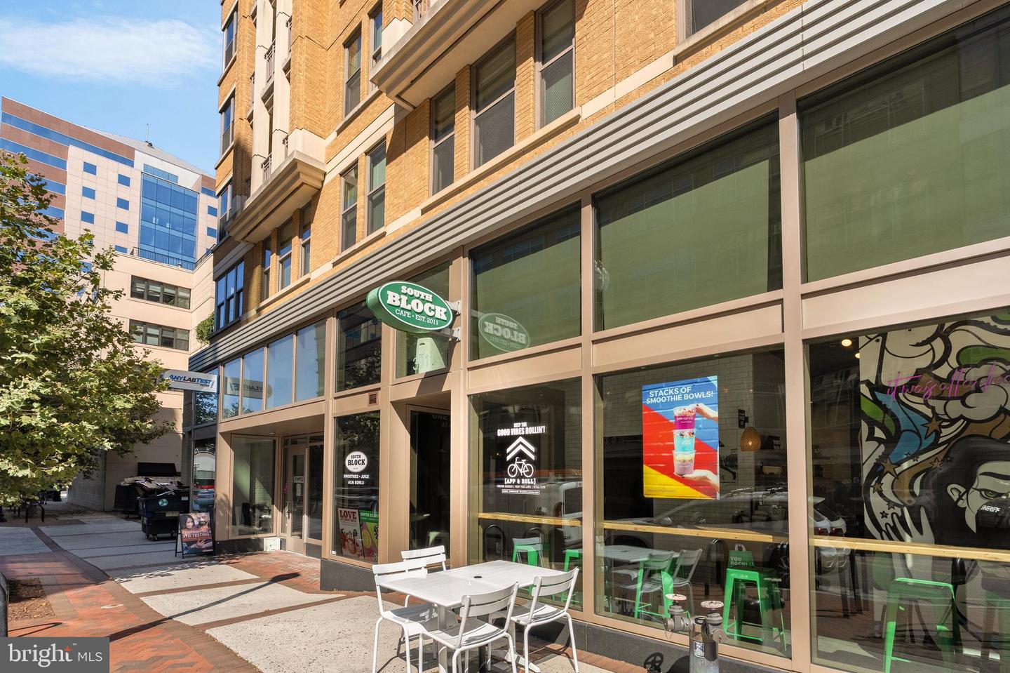 1021 N GARFIELD ST #532, ARLINGTON, Virginia 22201, 2 Bedrooms Bedrooms, ,1 BathroomBathrooms,Residential,For sale,1021 N GARFIELD ST #532,VAAR2069650 MLS # VAAR2069650