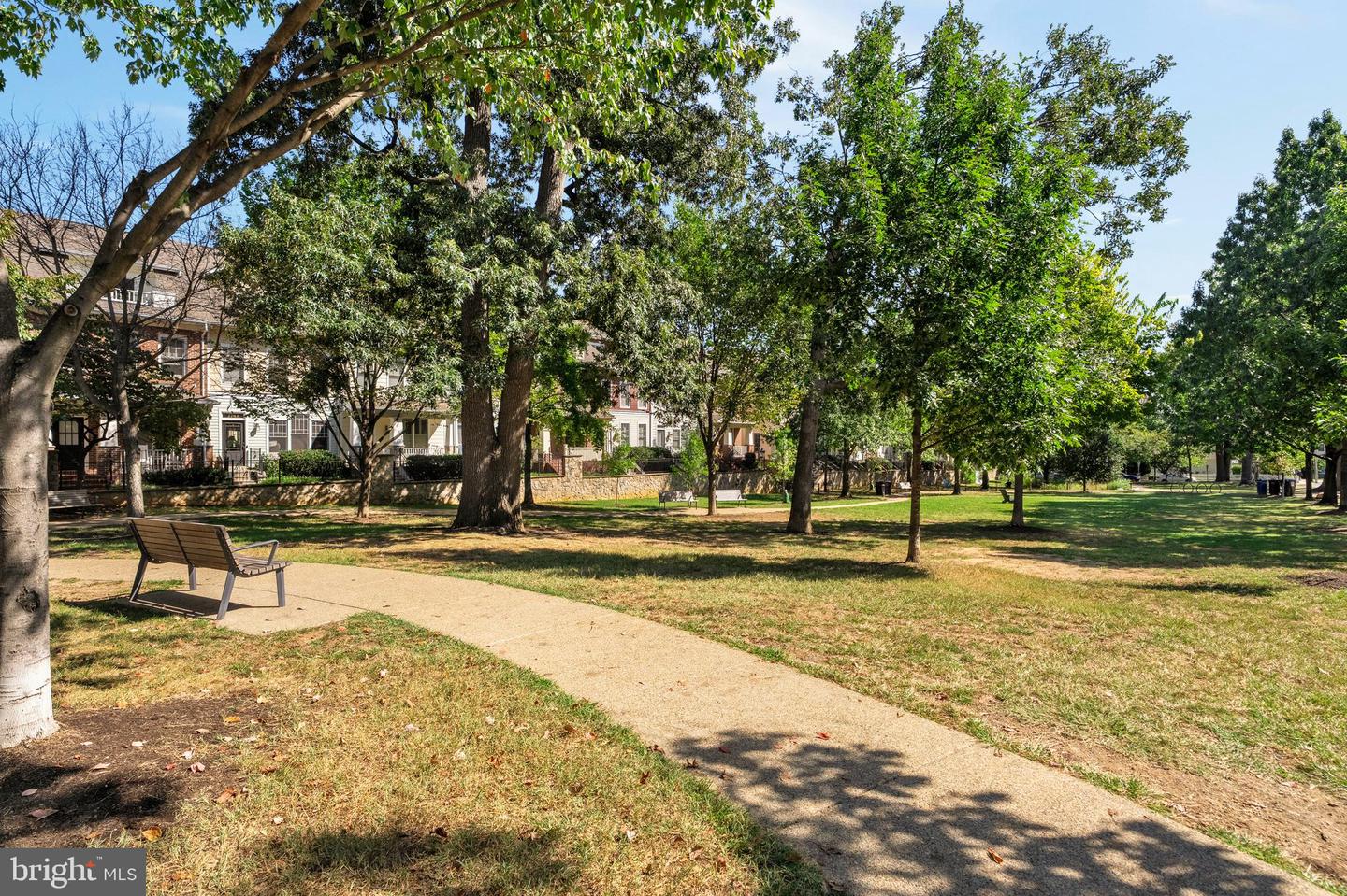 1021 N GARFIELD ST #532, ARLINGTON, Virginia 22201, 2 Bedrooms Bedrooms, ,1 BathroomBathrooms,Residential,For sale,1021 N GARFIELD ST #532,VAAR2069650 MLS # VAAR2069650