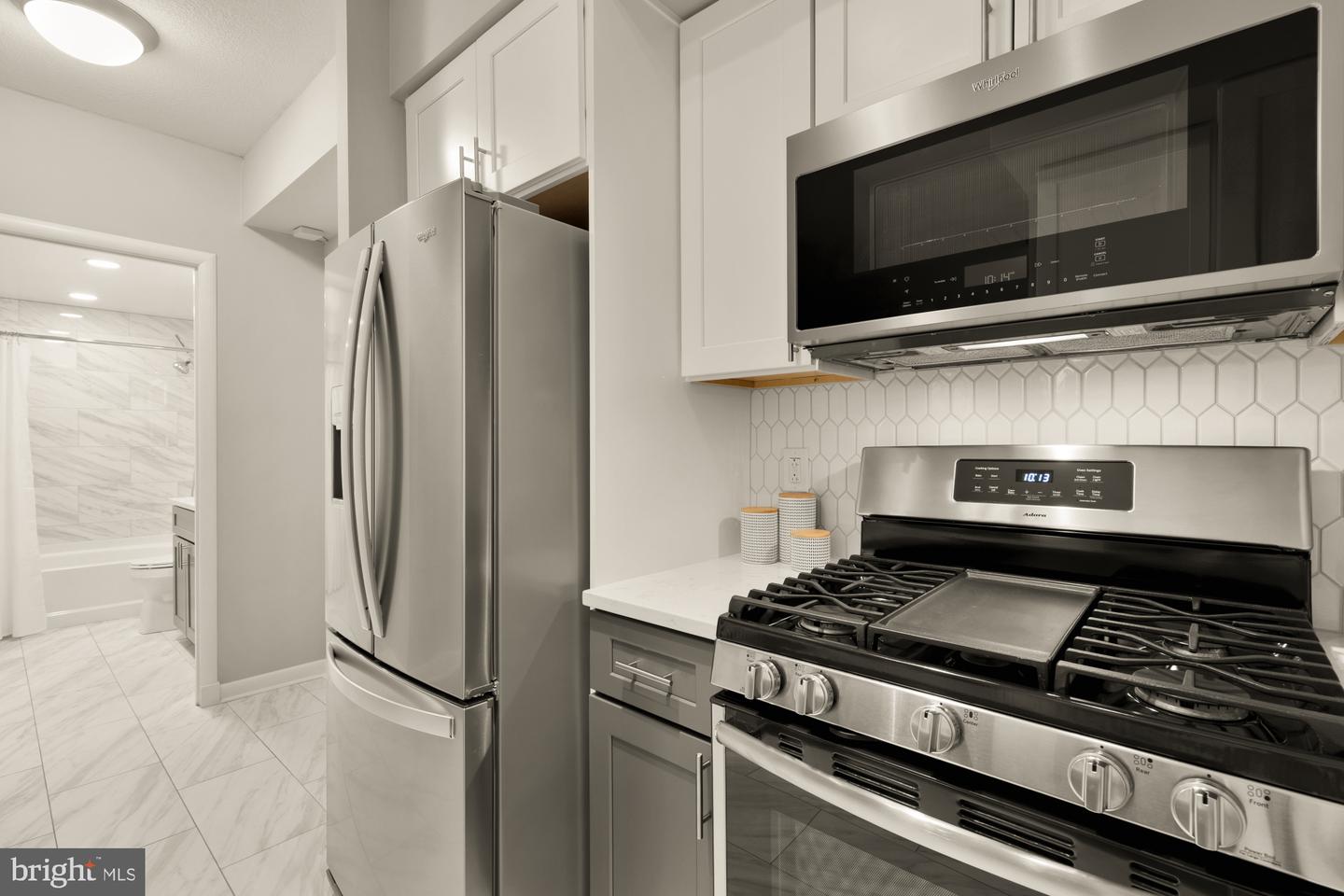 1021 N GARFIELD ST #532, ARLINGTON, Virginia 22201, 2 Bedrooms Bedrooms, ,1 BathroomBathrooms,Residential,For sale,1021 N GARFIELD ST #532,VAAR2069650 MLS # VAAR2069650