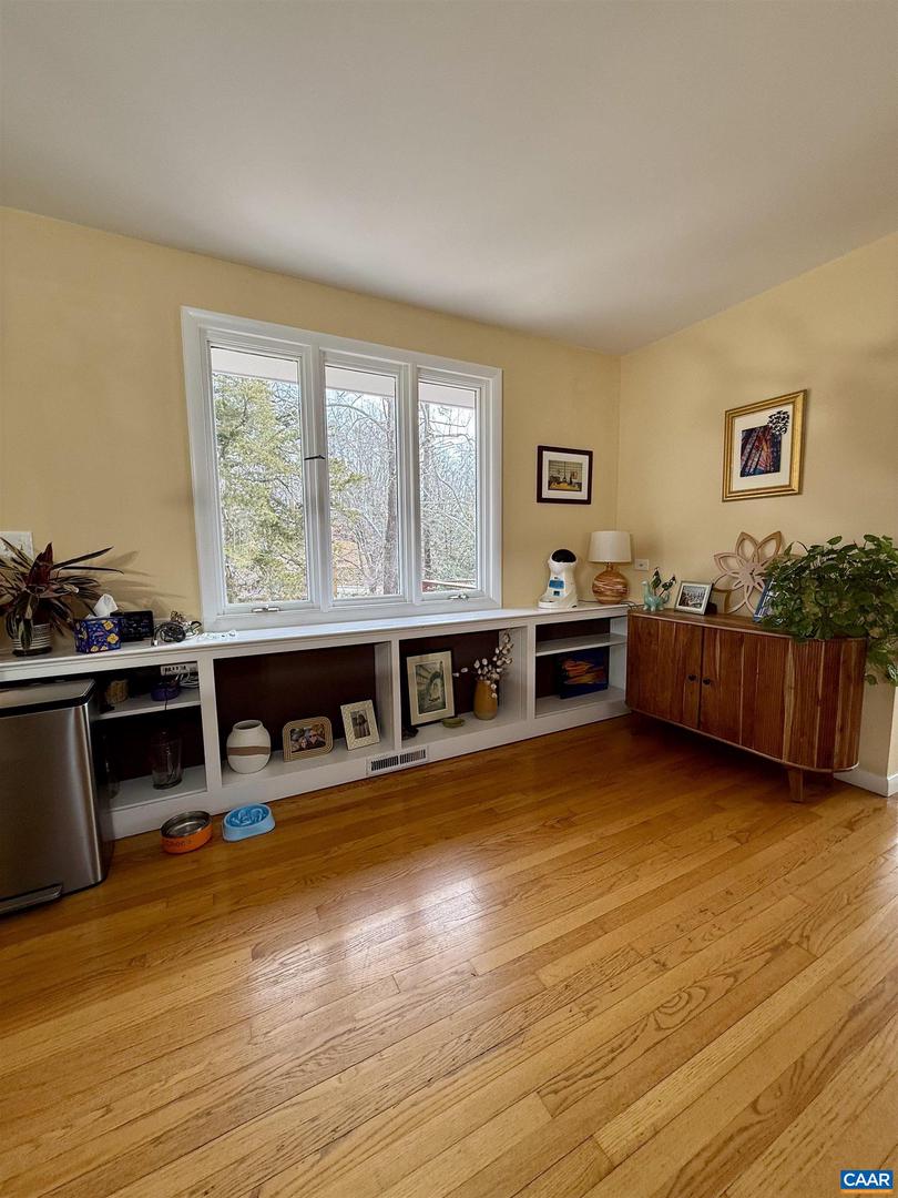 104 WILSON CT, CHARLOTTESVILLE, Virginia 22901, 4 Bedrooms Bedrooms, ,3 BathroomsBathrooms,Residential,For sale,104 WILSON CT,673947 MLS # 673947