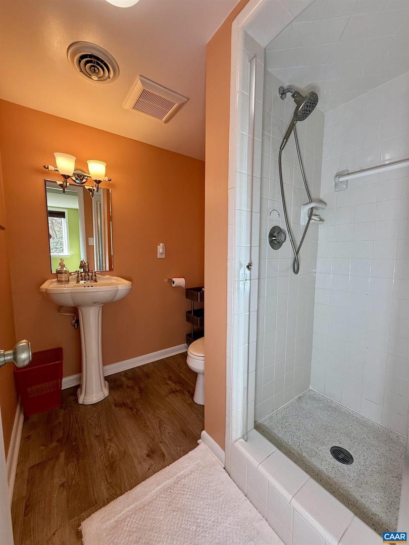 104 WILSON CT, CHARLOTTESVILLE, Virginia 22901, 4 Bedrooms Bedrooms, ,3 BathroomsBathrooms,Residential,For sale,104 WILSON CT,673947 MLS # 673947