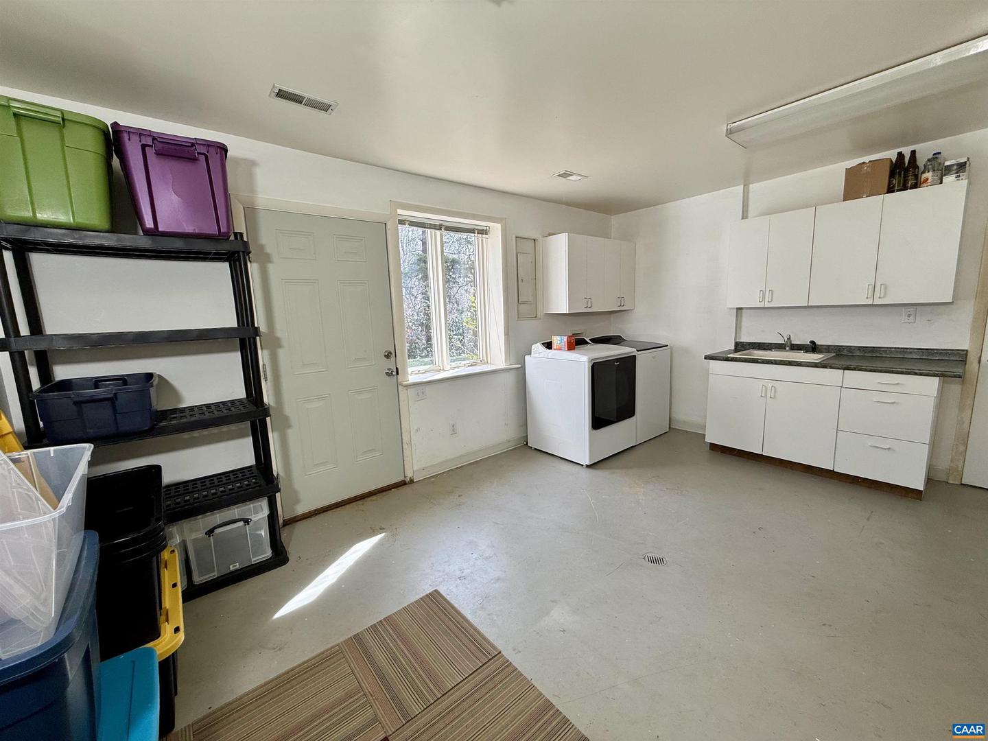 104 WILSON CT, CHARLOTTESVILLE, Virginia 22901, 4 Bedrooms Bedrooms, ,3 BathroomsBathrooms,Residential,For sale,104 WILSON CT,673947 MLS # 673947