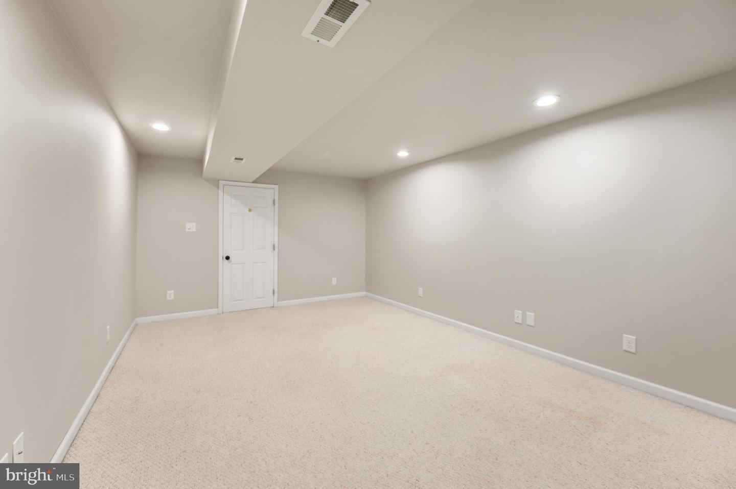 3 HAMPSHIRE CT, STAFFORD, Virginia 22554, 4 Bedrooms Bedrooms, ,3 BathroomsBathrooms,Residential,For sale,3 HAMPSHIRE CT,VAST2046640 MLS # VAST2046640