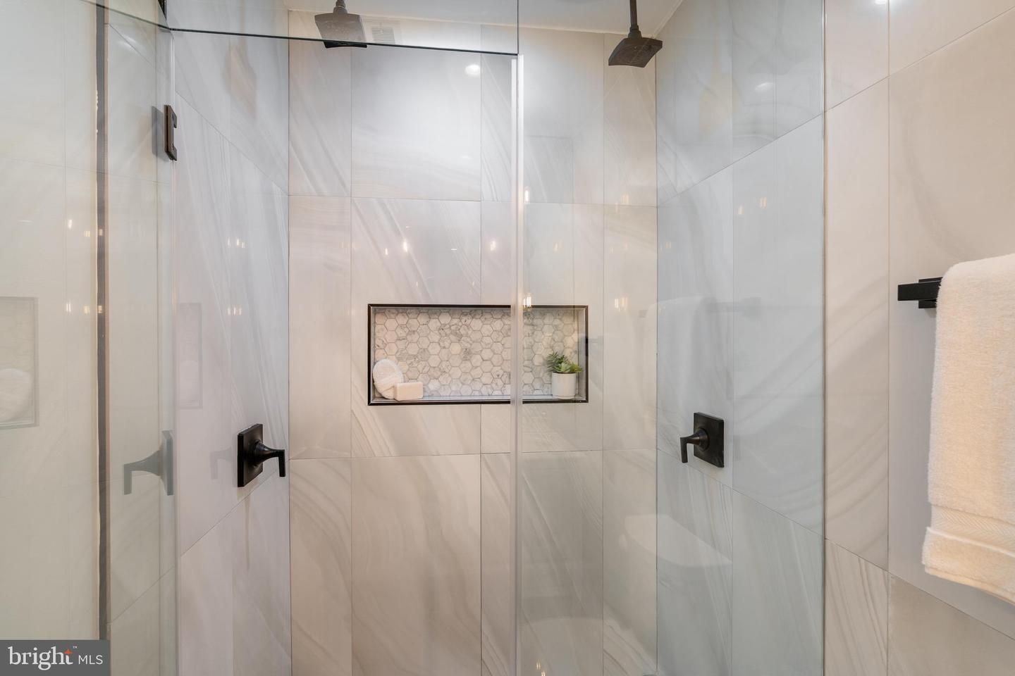 1402 5TH ST NW, WASHINGTON, District Of Columbia 20001, 4 Bedrooms Bedrooms, ,3 BathroomsBathrooms,Residential,For sale,1402 5TH ST NW,DCDC2249026 MLS # DCDC2249026